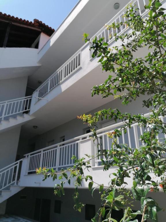 Отель Elpida View Kallithea  Экстерьер фото